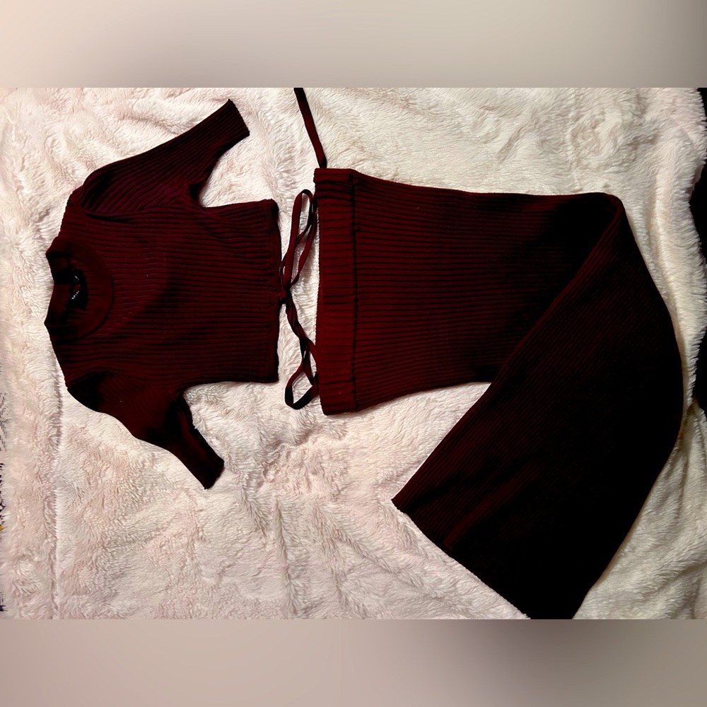 MINK PINK set - burgundy - top size small- bottom size xs - worn a few times
